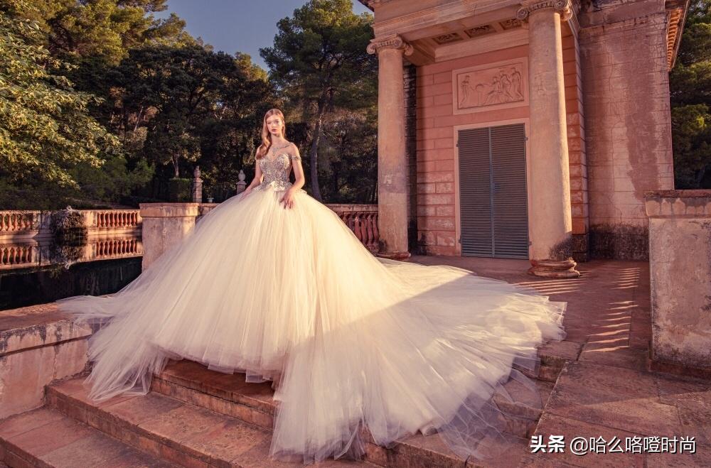 超大拖尾婚纱,巨大拖尾婚纱大牌中式