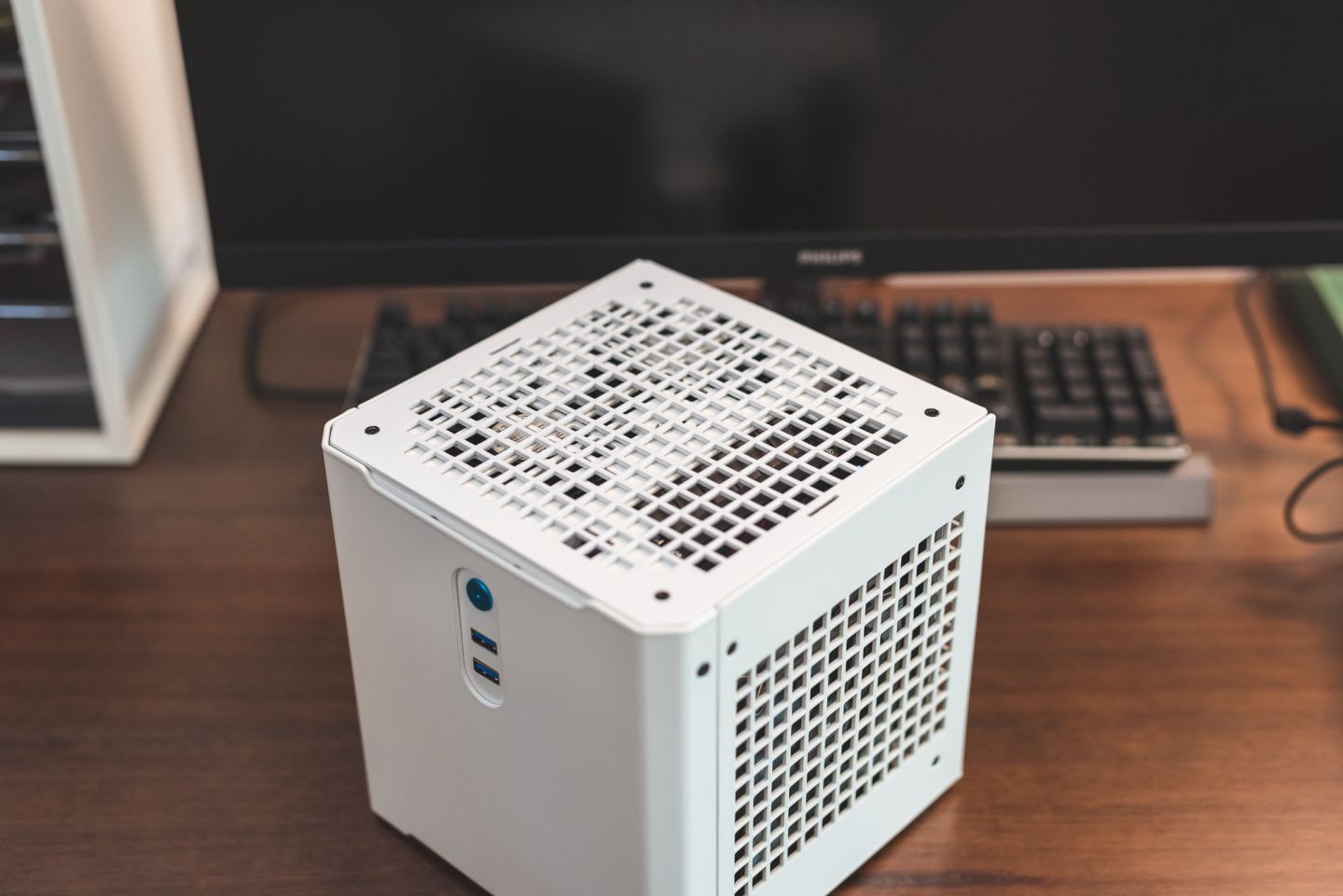 itx小钢炮需要什么,itx白色小钢炮安装教程