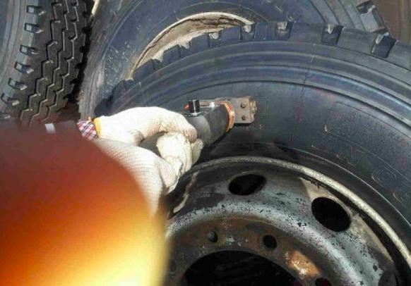 轮胎厂召回最新消息,轮胎企业频发涨价函