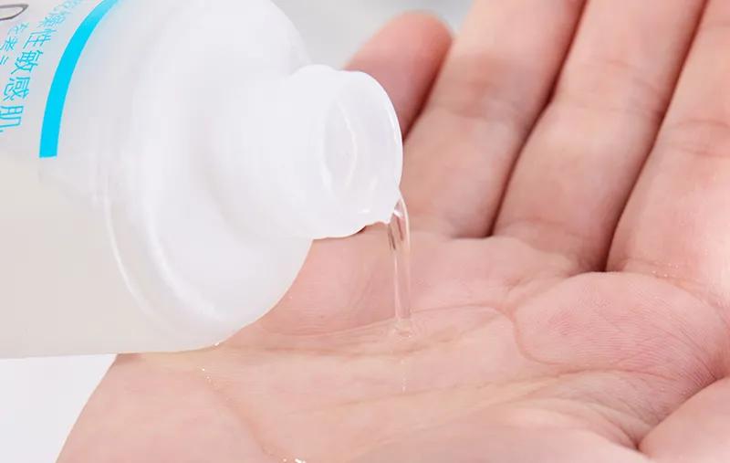 日本珂润的水乳适合敏感皮肤吗,珂润的清爽型水乳
