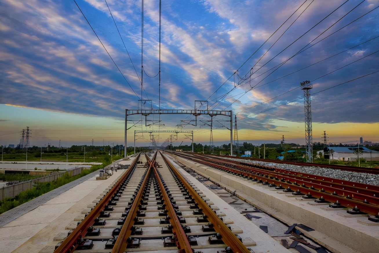 艺术专业专科线没过能读专科吗,高考只有专科的成绩选什么专业好