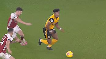 转身过人技巧篮球教学,高难度转身技巧教学