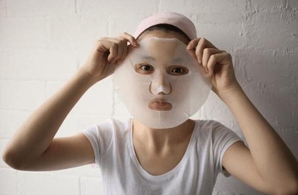 女人过了三十怎样正确护肤,女人过了30岁要怎么保养