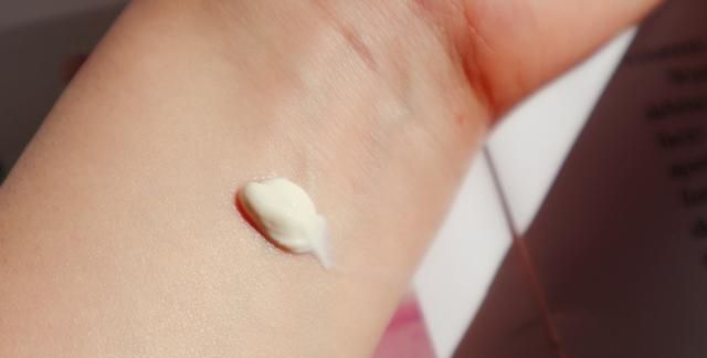 鐞嗚偆娉夐槻鏅掗湝鍜宨sdin闃叉檼闇滃摢涓ソ,isdin闃叉檼闇滃惈4鐢插熀鑻勪簹鍩烘鑴戝悧