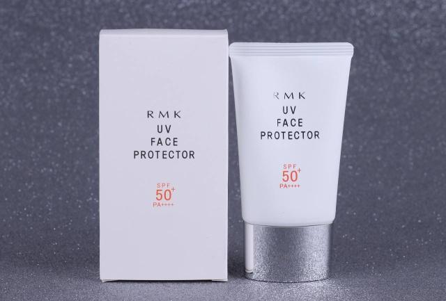 怎么选择一款适合自己的防晒 (10款防晒测评看看哪款最适合你)