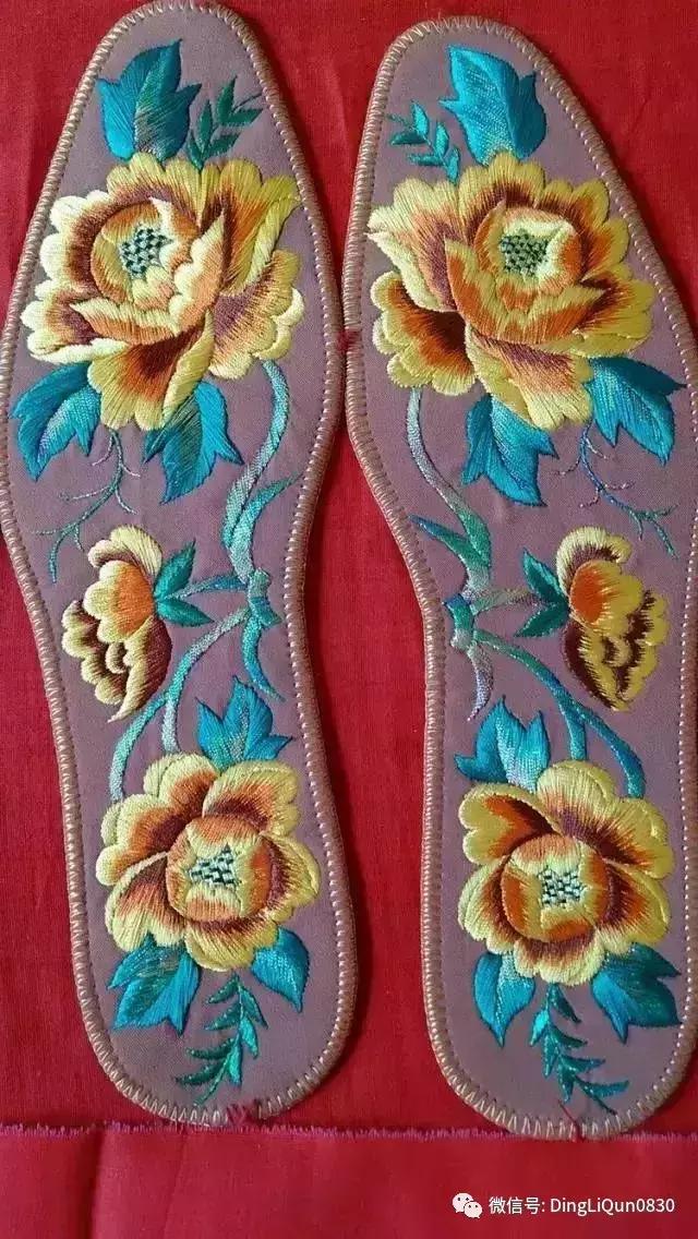鞋垫上的刺绣艺术欣赏,鞋垫刺绣怎么刺绣熊猫嘴巴