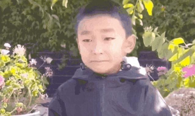 疫情面前，如果你熬不下去了，请看看他们…