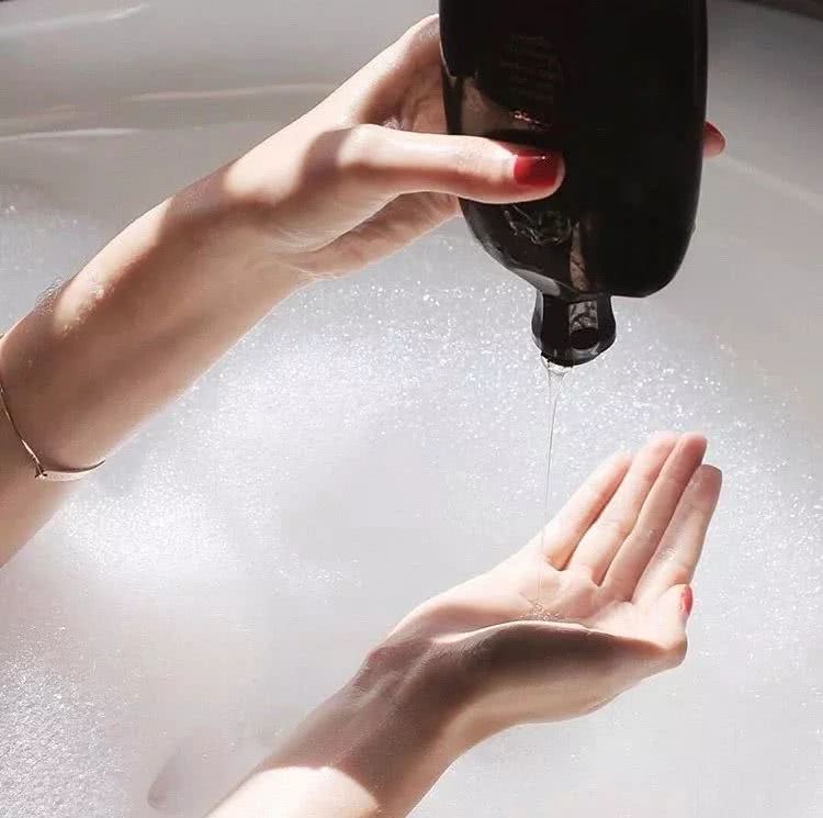 染完浅色系的头发，毛躁的你需要这篇攻略来做头发保养