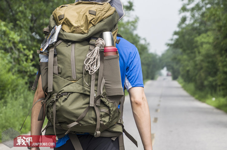塔虎双肩包6l和9l哪个好,塔虎15L双肩包
