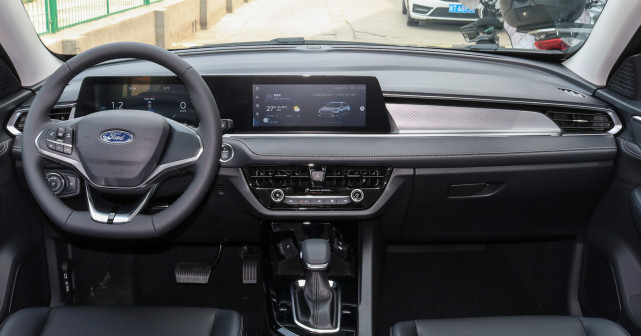 福睿斯2021款1.5l自动钻石版油耗,福特福睿斯省油吗