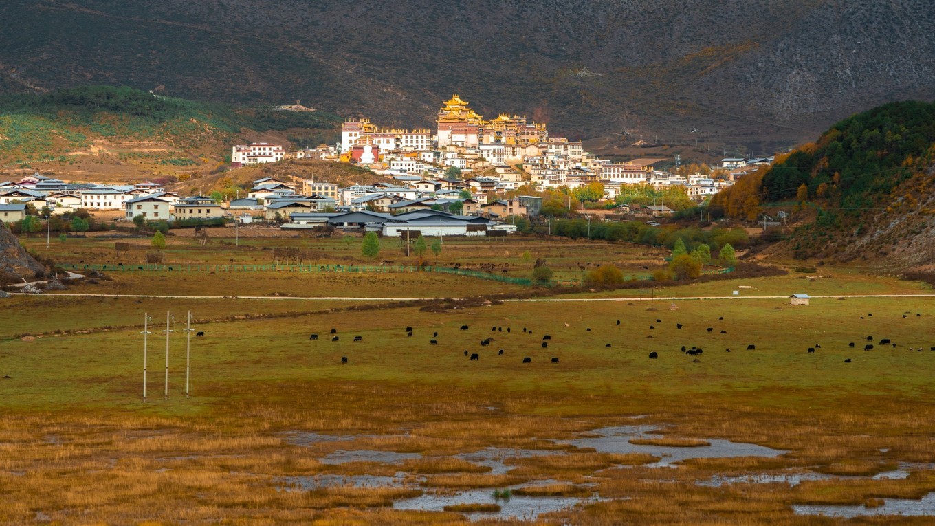 自驾云南滇藏,自驾滇西北旅游