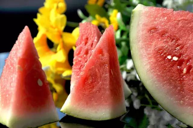 孕期孕妈怕热怎样缓解,怀孕后孕妇特别怕冷吗