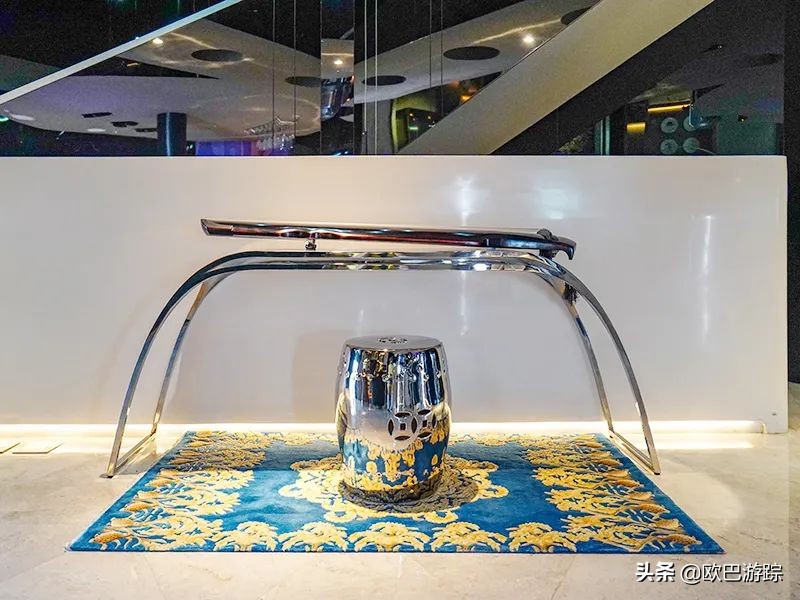 上海东方明珠塔里藏了一个酒店,你知道东方明珠有个酒店吗