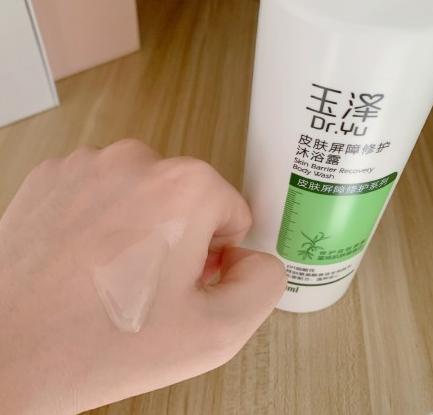 沐浴露洗面奶哪个清洁力更强,洗脸肥皂好还是洗面奶好