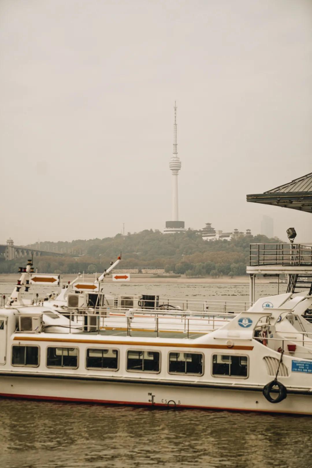 武汉长江轮渡时间表,重庆至武汉长江轮渡