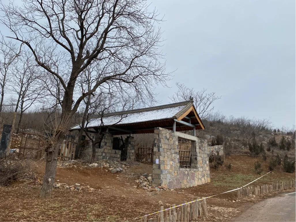 【初三】14、墙外看太行山中"云上的院子"依然很美