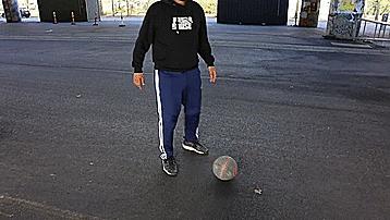 花式足球17个技巧教案,足球赛踢法攻略