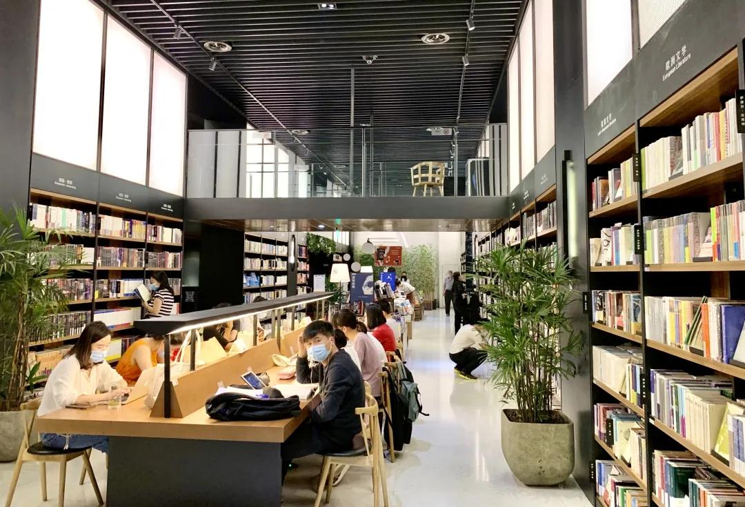 用阅读触摸成都｜在成都不能错过的10家书店（下）