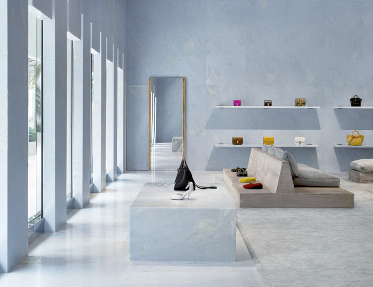 celine波士顿,迈阿密太原旗舰店