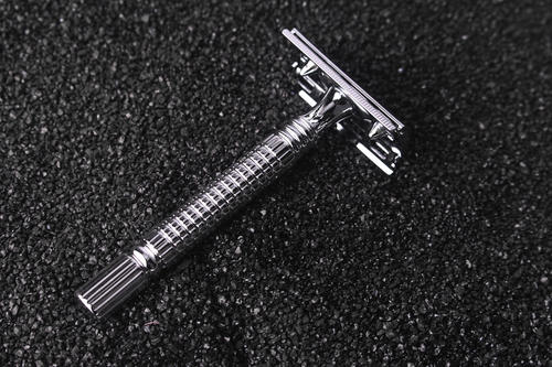 男生刮胡子的6个常识你刮对了吗,男生刮胡子是最高礼仪嘛