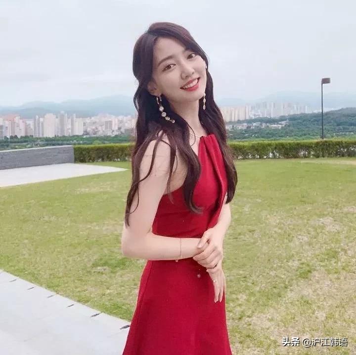 96年生人间甜心！从无人问津到圈粉无数，这么好看的小姐姐我爱了