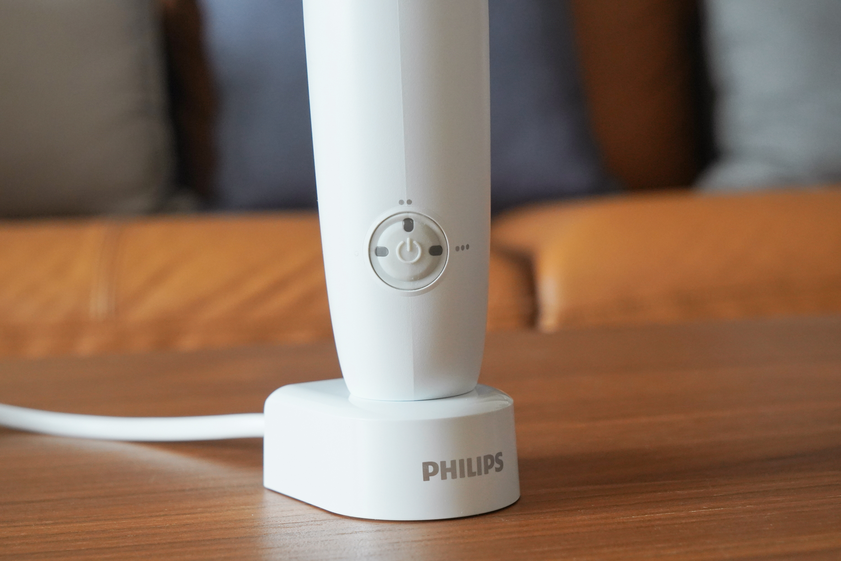 有电动牙刷还要手动刷吗,有了电动牙刷还需要水牙线吗