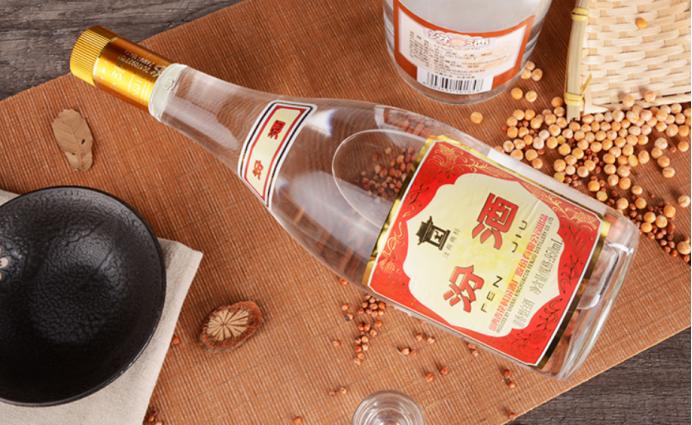 中档酒横评,这三款百元酒才是性价比之王