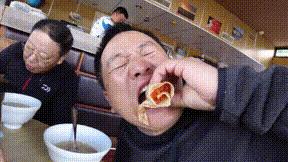 十年前，我只带了一根鱼竿出门，吃遍了世界上的各种顶级海鲜