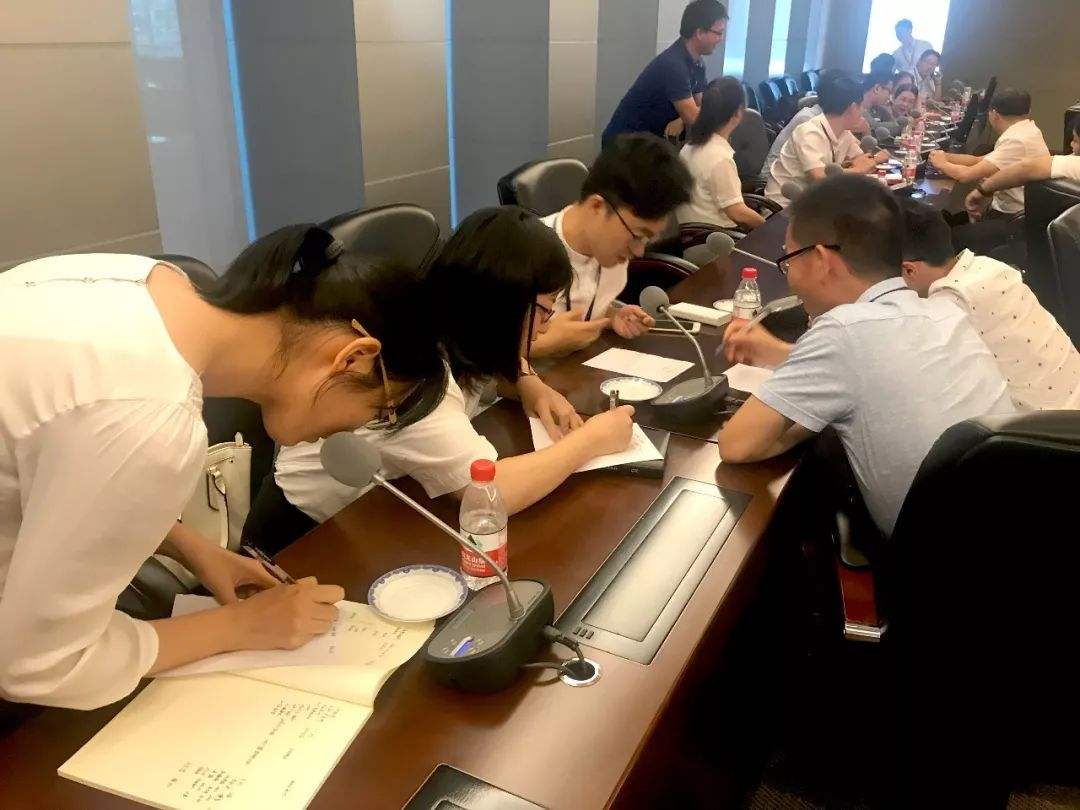 研究生进入国企工资多少钱一个月 (研究生刚入职国企待遇)