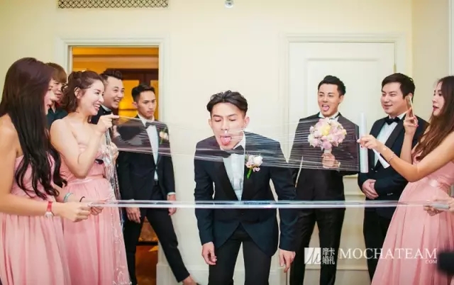 疫情在家青岛主持人团队为你挑选这些堵门游戏，收藏结婚用的上