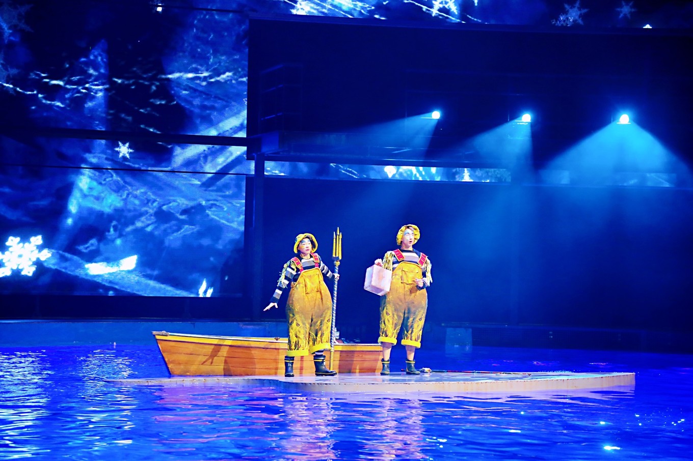 三亚自由行5天4晚亲子游攻略,寒假三亚5天4晚3人亲子游团购