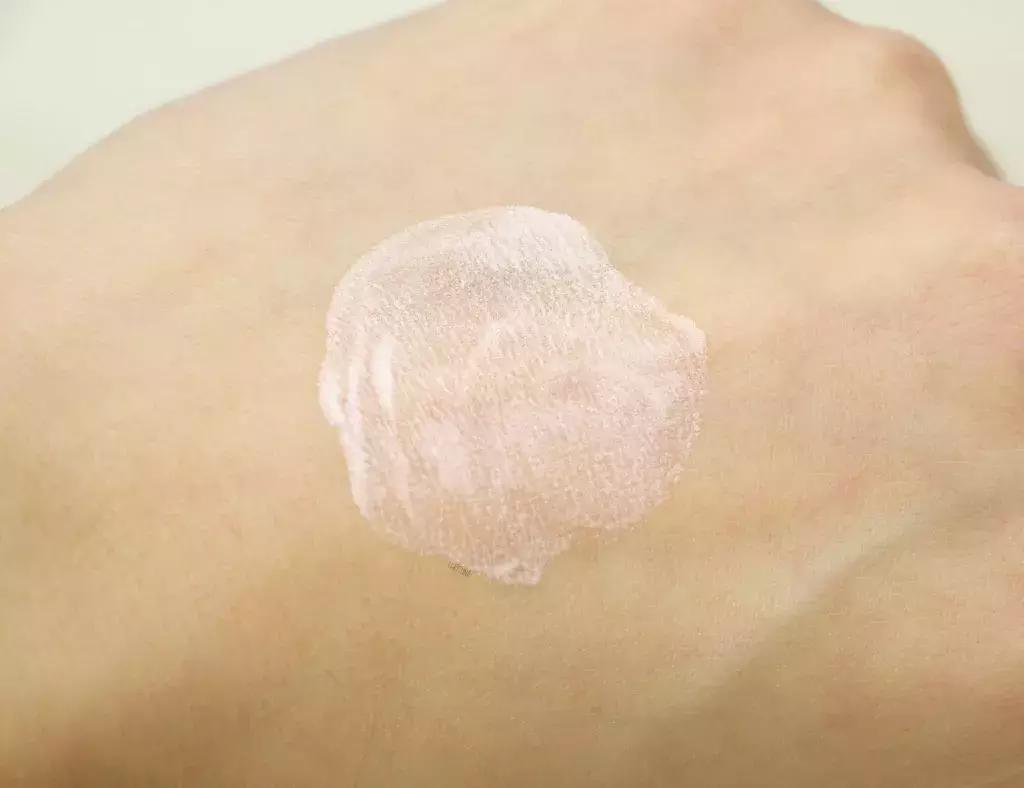 林允为满满正能量代言,林允的代言有哪些