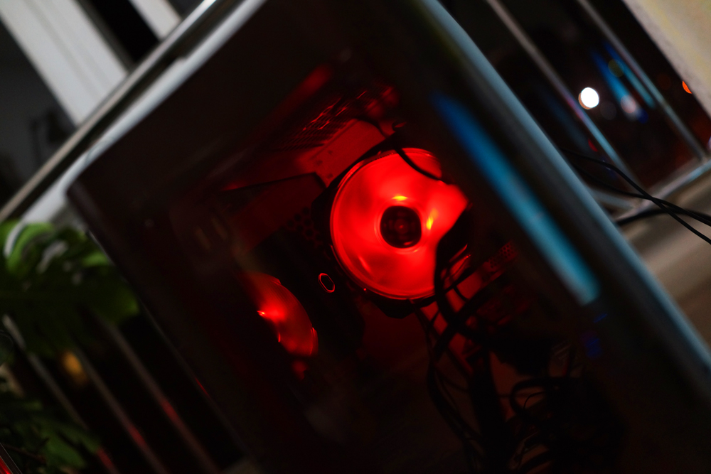 tt挑战者h3机箱,挑战者h3机箱图片