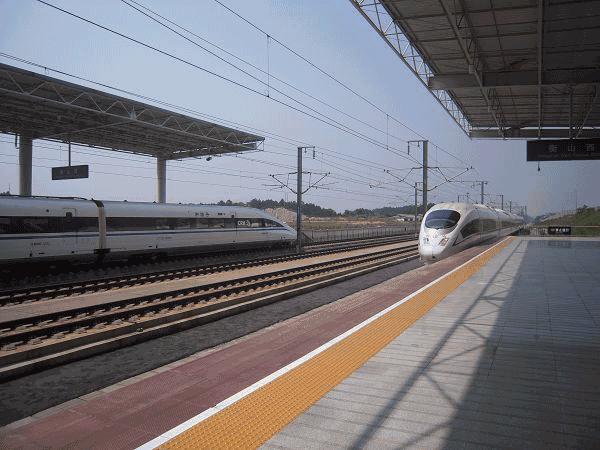 泉州到南昌西站的动车时刻表,泉州南高铁新消息