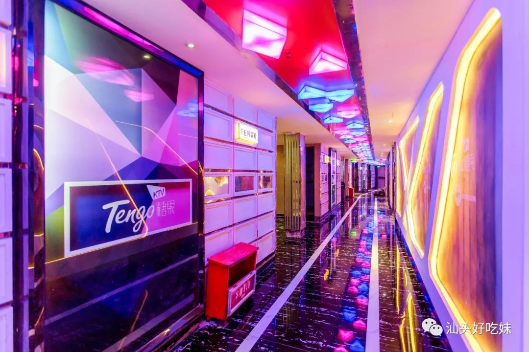 shou家自带食材的火锅店,开在KTV里,人均10+元