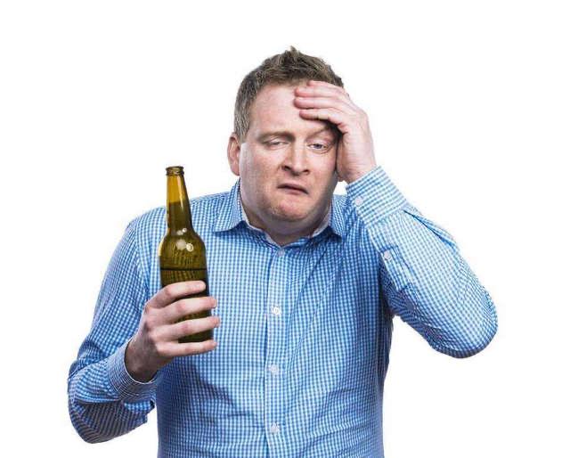 阿里女员工喝的白酒,阿里女员工遭上司灌酒事件