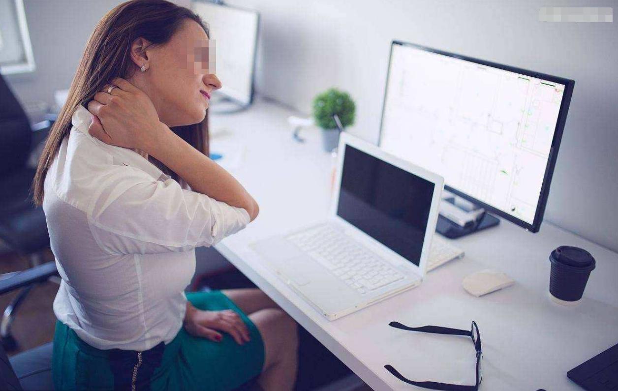 脖子一扭咔咔响老是不舒服怎么办,颈椎病脖子一动咔咔响是什么原因