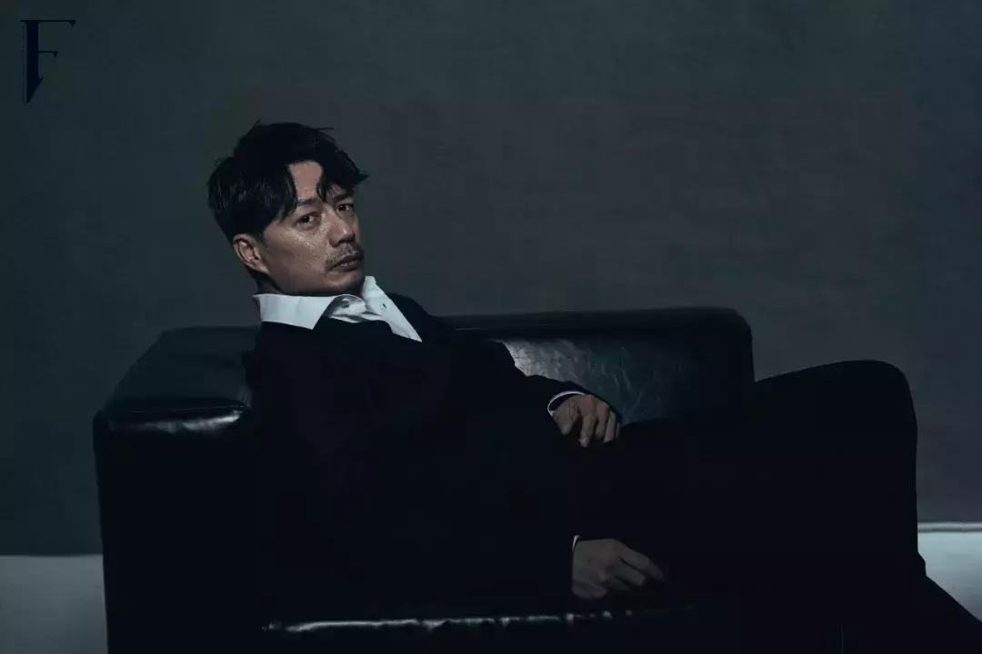 段奕宏走红地毯秀手表,段奕宏戴墨镜照片