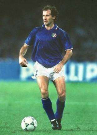 足球五号传奇贝肯鲍尔,足坛最强5号贝肯鲍尔