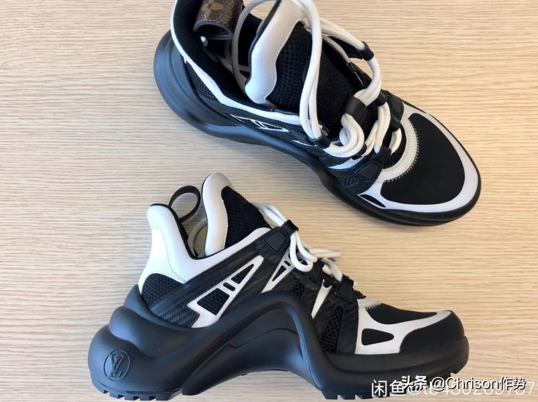 来看看孙俪和唐嫣,都在自己的二手交易店铺里挂了些什么?