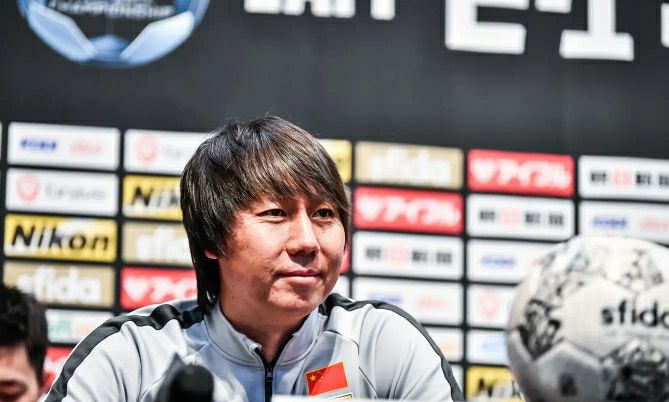 中国足球解气名场面,日本男足4-0胜中国香港的进球