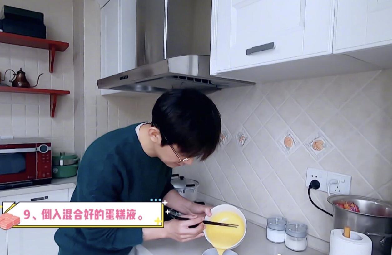 何炅家庭简介,何炅家庭背景首次曝光