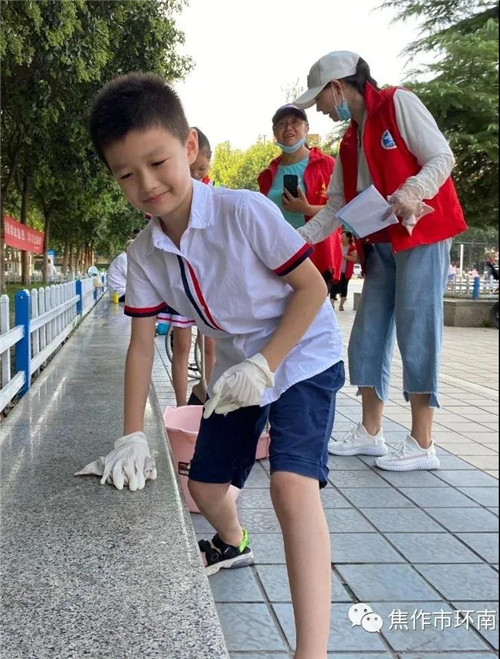 焦作一中暑假志愿活动,开展文明校园志愿服务活动