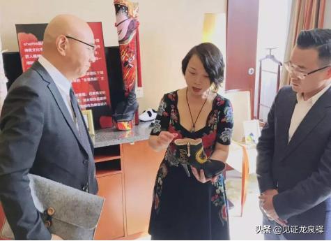 龙泉版权闪耀首都，sheme女鞋荣获中国北京国际授权大会大奖！