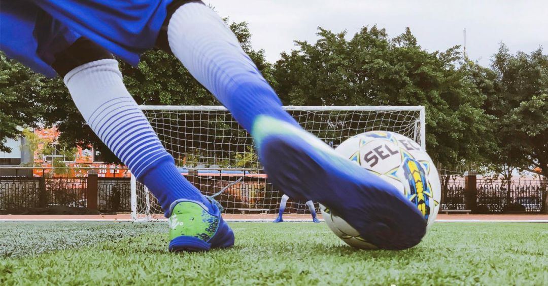 青少年足球位置,青少年市场