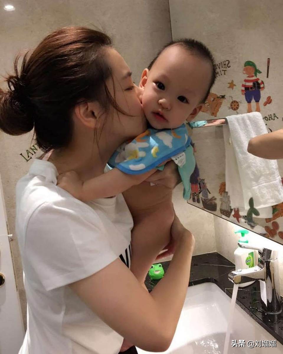 怀孕营养师推荐每日食谱表,星妈双胎日记营养师