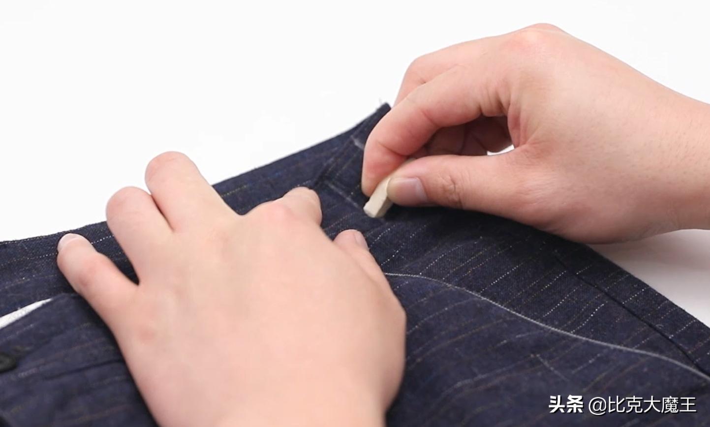 裤子收腰小妙招不用改,裤子裤腰大了怎么收小点