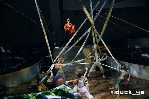 乘坐皇家加勒比邮轮太阳光光谱号,黄晓明皇家加勒比海洋光谱号