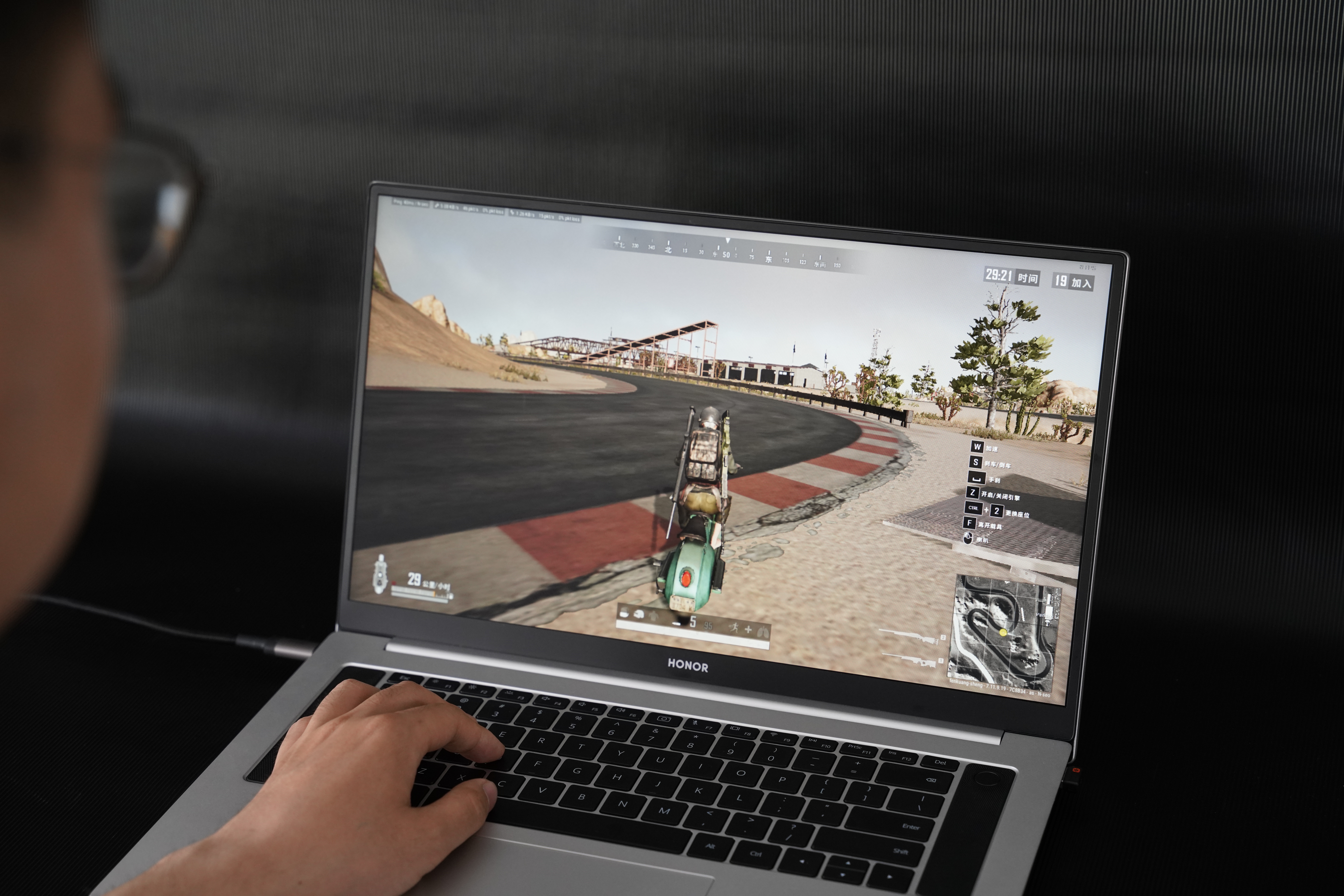 荣耀magicbookpro2020拆机,荣耀magicbookpro2020版拆解