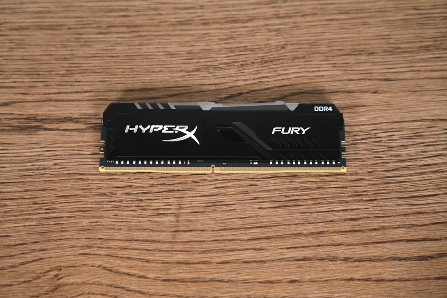 RGB真绚丽：HyperXDDR4RGB雷电流光系列骇客神条测评